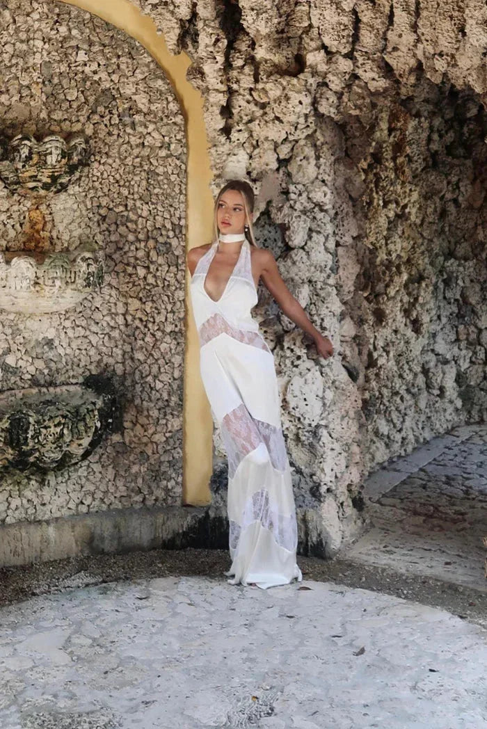 Women’s sleeveless halter dress featuring lace panels and a choker, made of soft fabric for a comfortable fit.