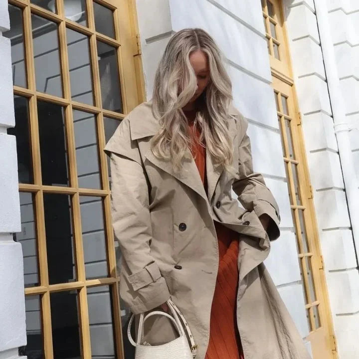 Women’s sleeveless pleated A-line maxi dress featuring a flowy silhouette and soft, lightweight fabric for comfort and style.